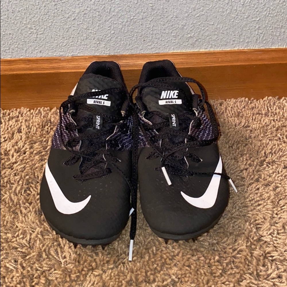 Nike women’s track shoes